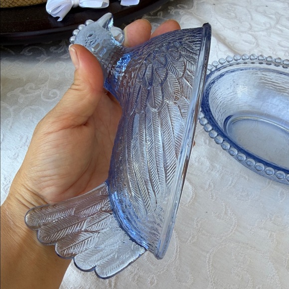 Indiana Glass Blue Hen on Nest Covered Dish with lid - Picture 6 of 13